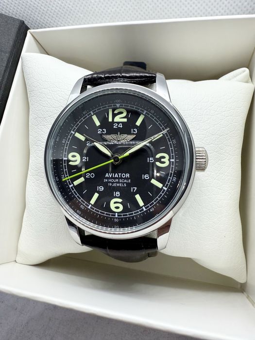 Часы АВИАТОР механические НОВЫЕ КАЧЕСТВО Ракета полет восток молния