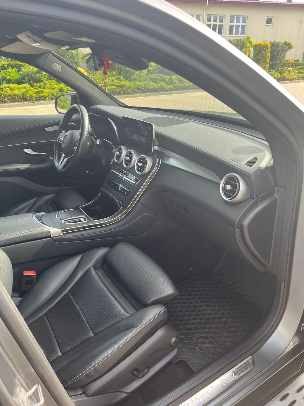 Mercedes-Benz GLC Mercedes - Benz GLC 400 D, linia AMG