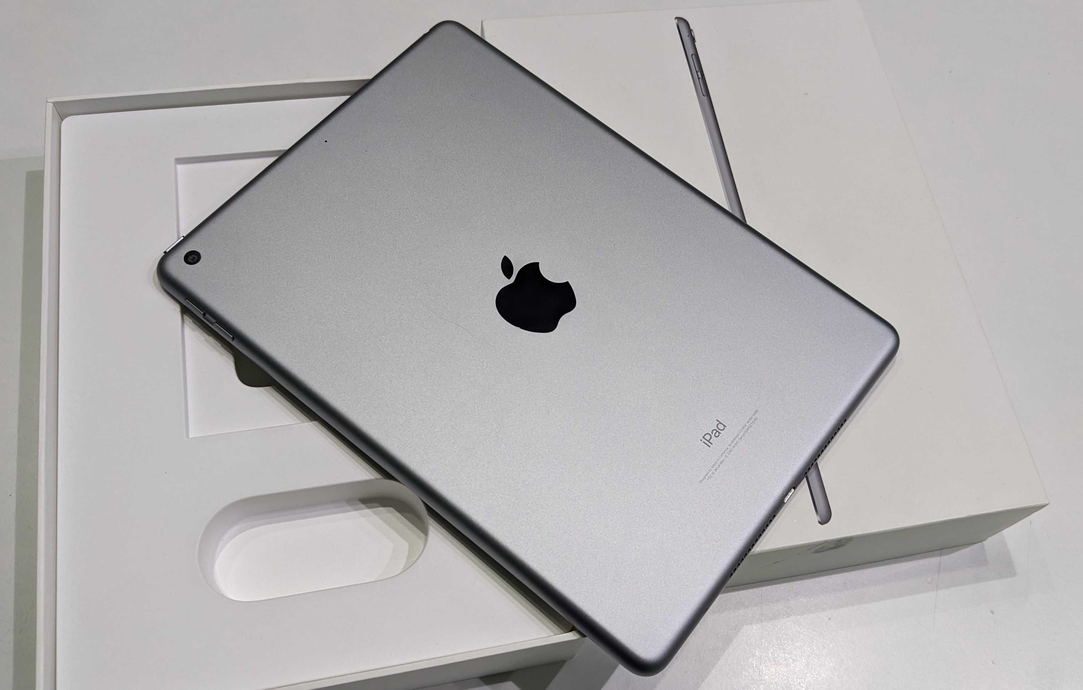 Apple iPad 6 128GB (A1893) WF планшет (оригинал 100%)