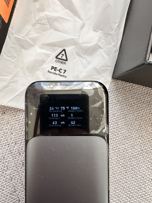 Павер банк Power Bank Anker 737 Power Bank 24000mAh 140W