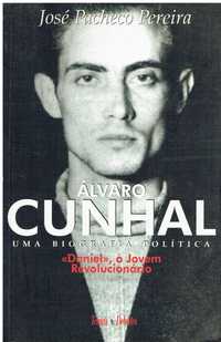5423
Álvaro Cunhal Uma Biografia Política Vol. 1
de  Pacheco Pereira