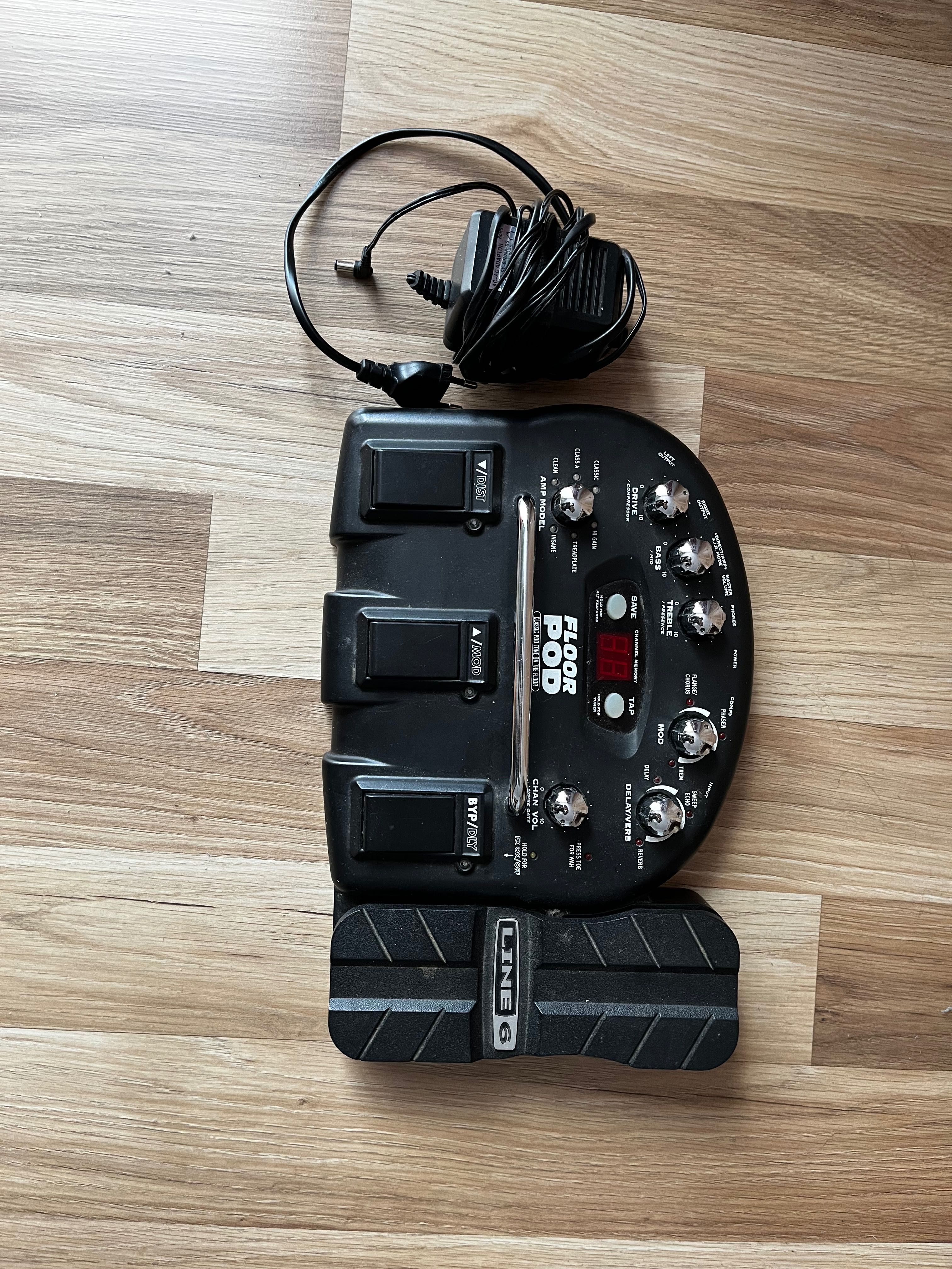Multiefekf gitarowy Floor Pod
