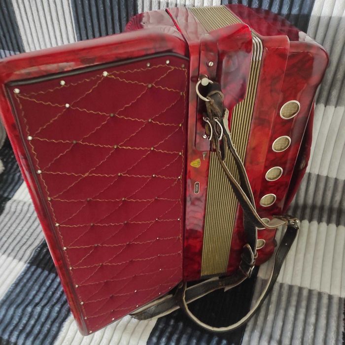 Akordeon HORCH 120 Basów