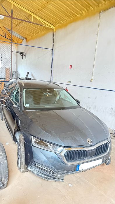 Skoda octavia 1.4 TSI DSG 2022 com iva