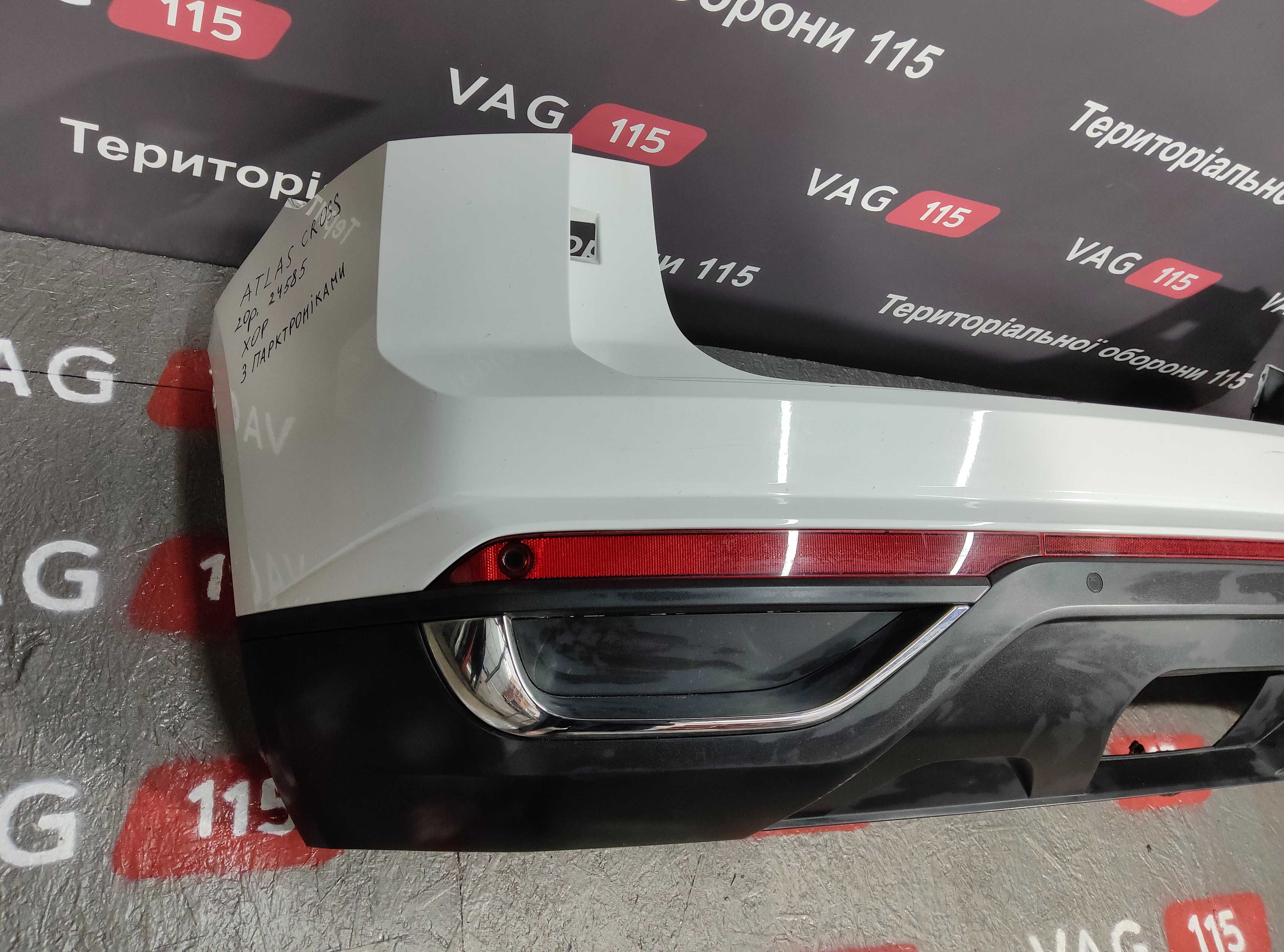 Бампер задній комплектний +парктр Volkswagen Atlas Cross Sport 2021р