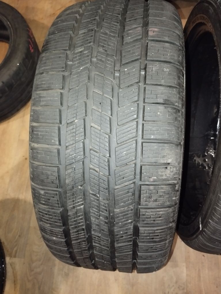 Пара зимових шин Pirelli 275/40/20