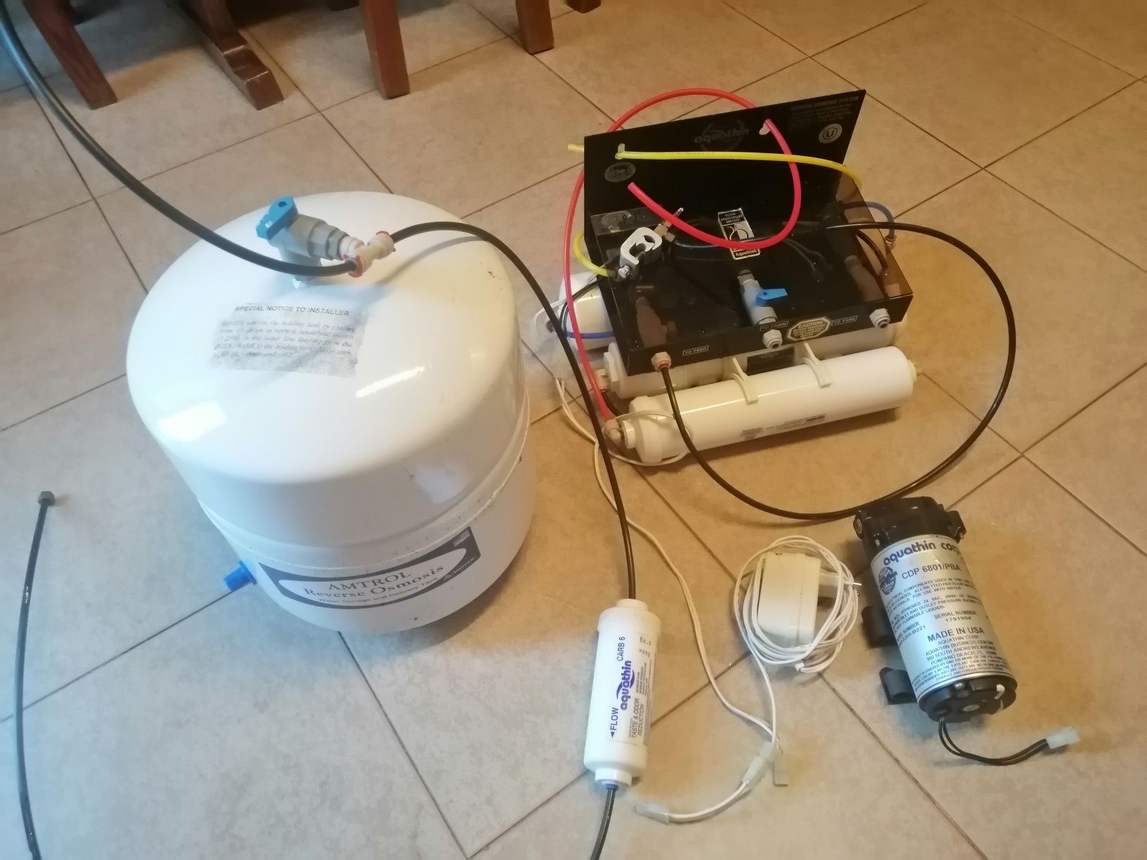 Vendo máquina purificador de água por osmose inversa marca Aquathin