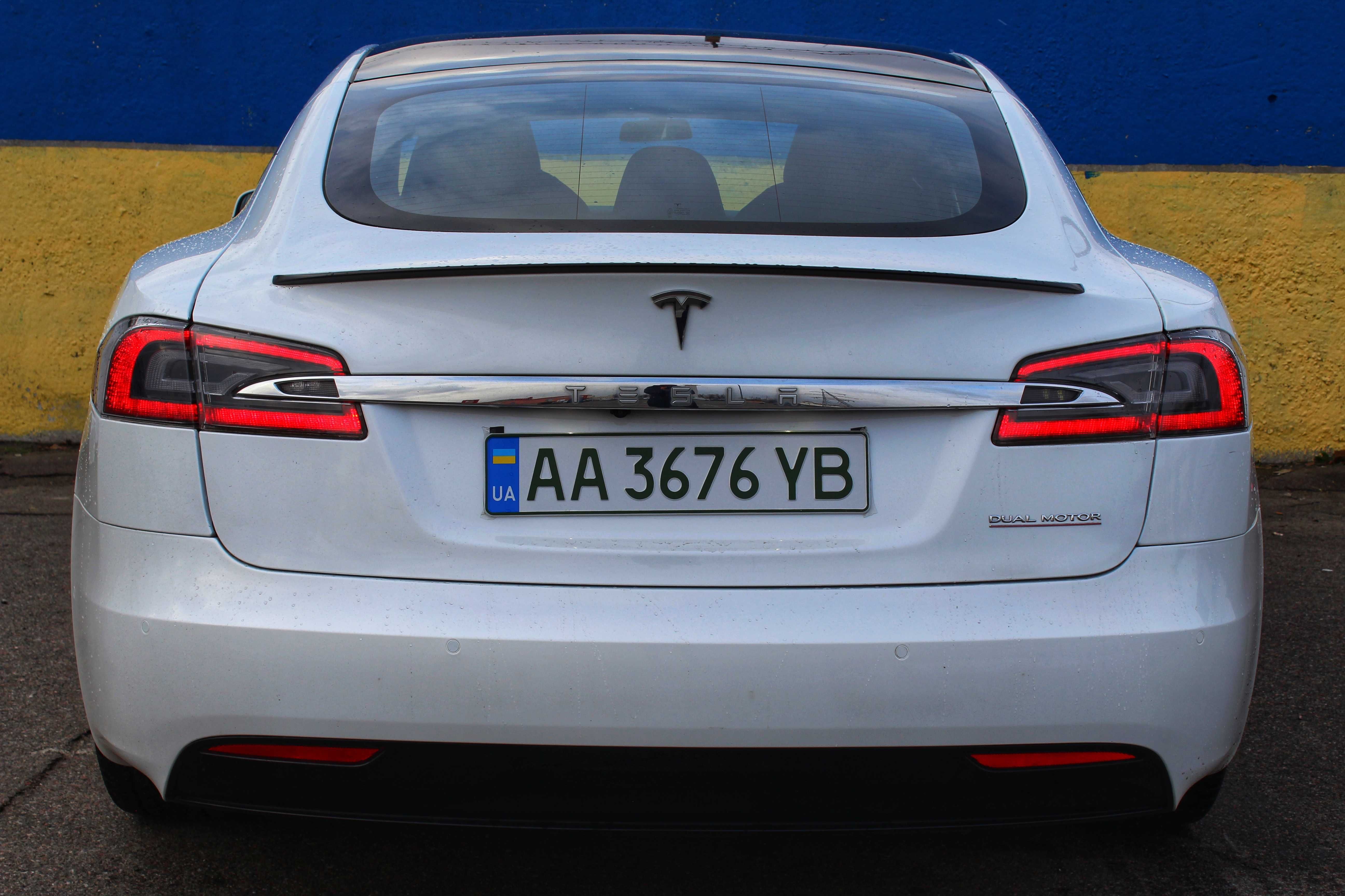 Аренда электромобиля Tesla S, 500км запас хода, с правом выкупа