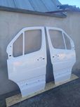 Дверь передняя Mercedes Sprinter 906, Volkswagen Crafter левая, правая