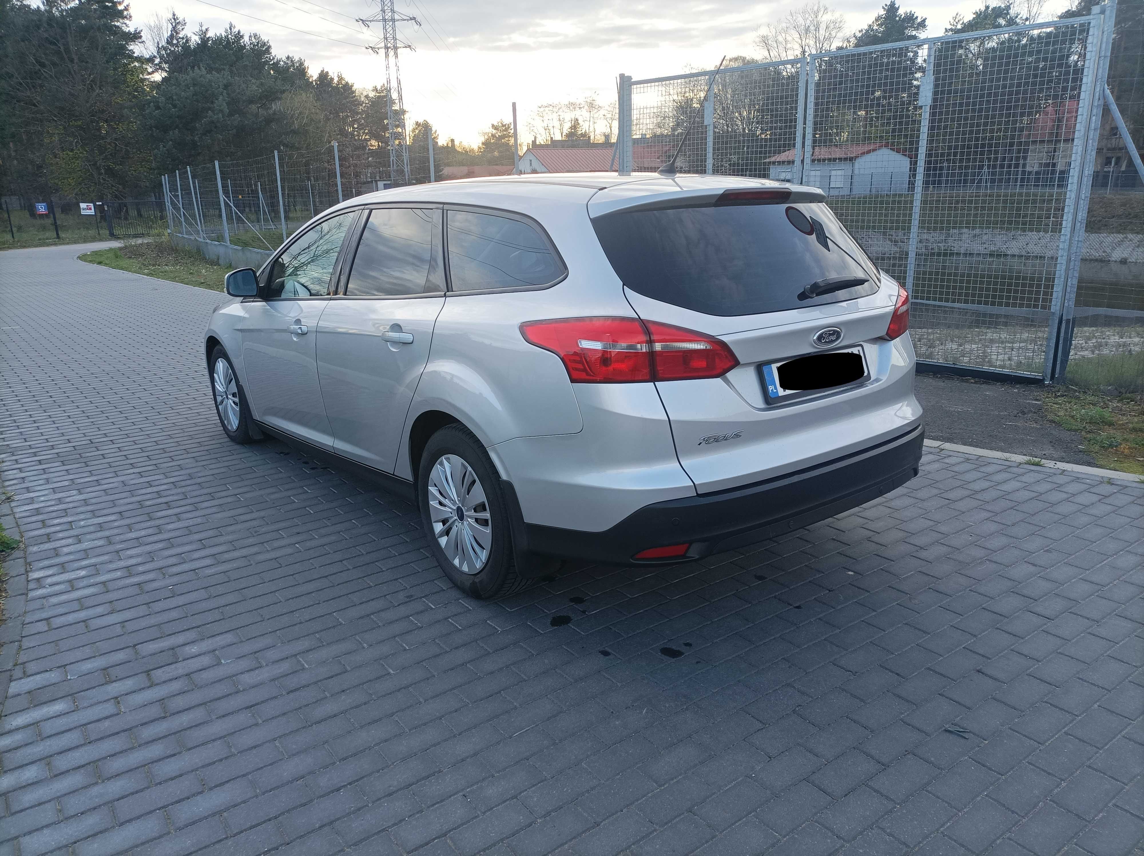 focus 1,5 tdi krajowy  kamera cofania