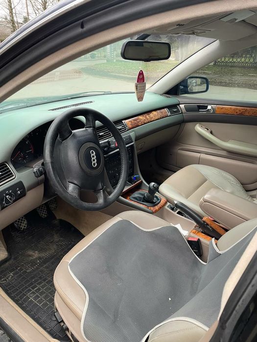 продам ауді а6 с5 2 .8 бензин