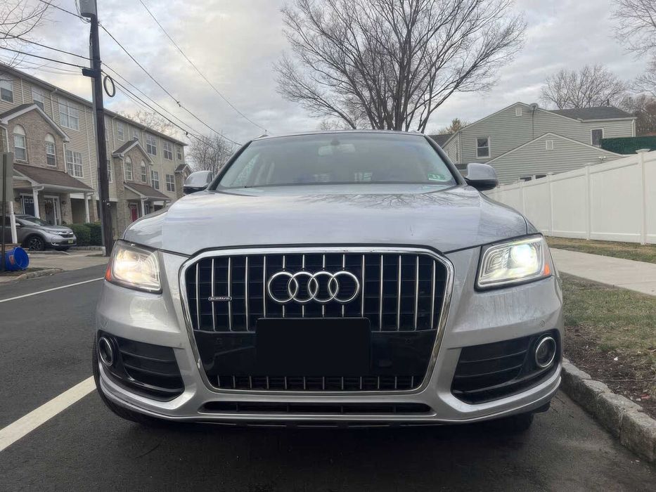 Audi Q5 Premium Plus      2016