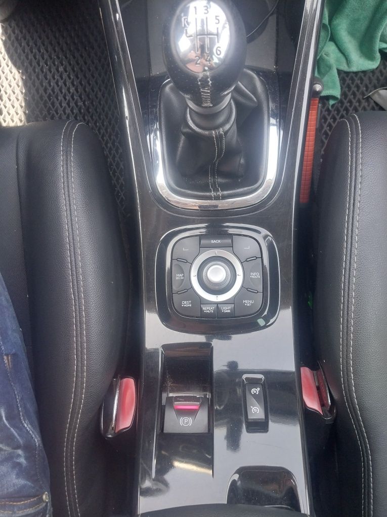 Renault Megan 3 . BOSE.