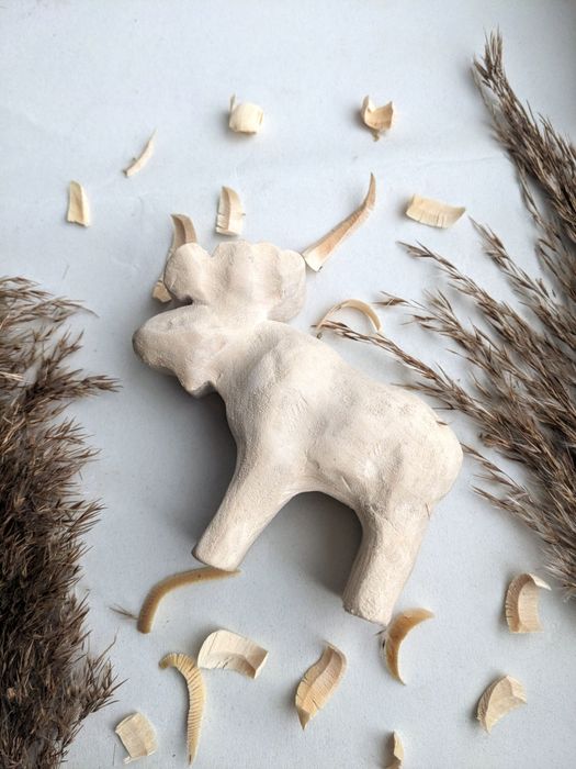 Drewniany łoś, figurka ręcznie robiona / zabawka