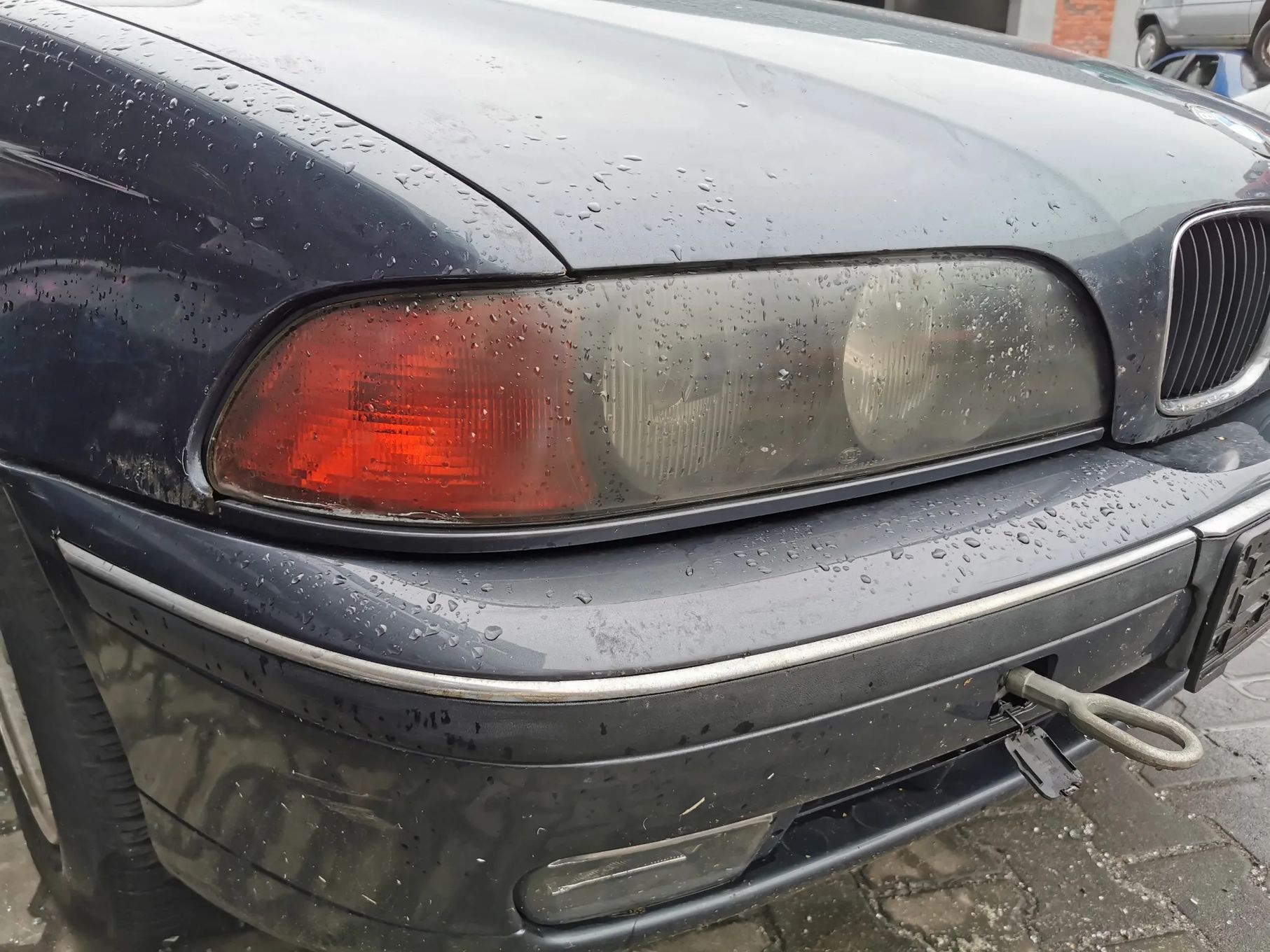 Lampy przód, tył Bmw 5 E39 1996r kod lakieru 310/7 fiordgrau-metallic