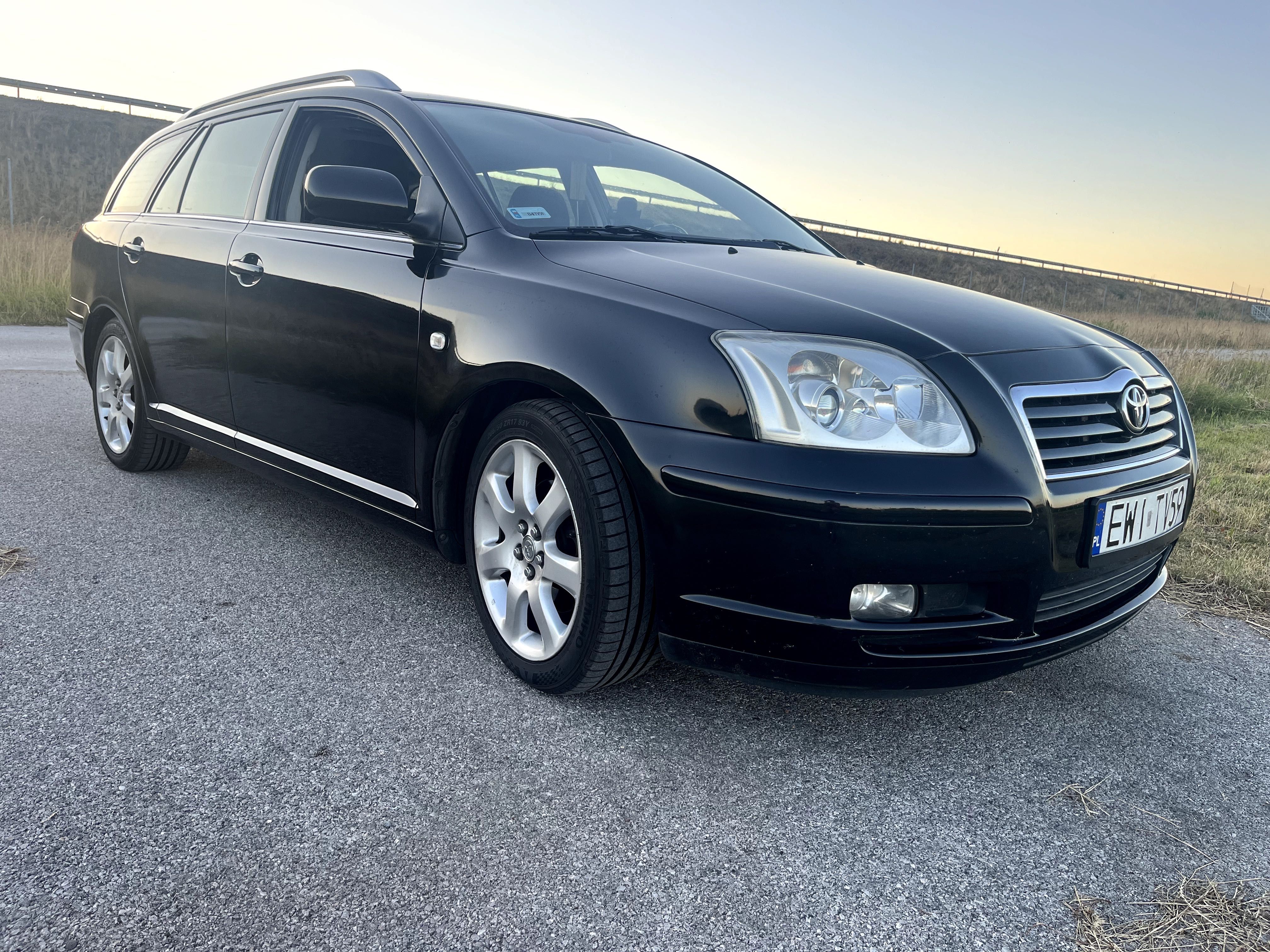 Toyota T25 Avensis kombi 2.0 VVTI z gazem