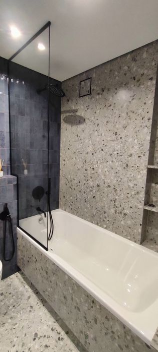 Продаж двокімнатної квартири з ремонтом