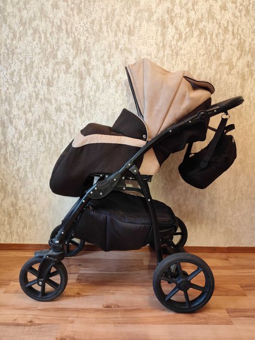 Коляска Victoria Gold Classic 2в1