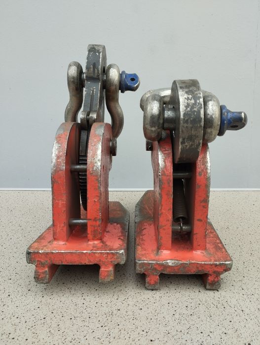 Захват горизонтальный для листового металла.