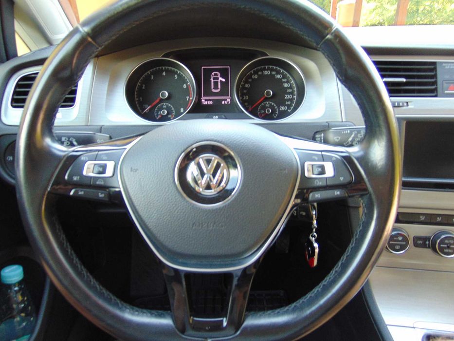 Sprzedam auto Volkswagen Golf 7