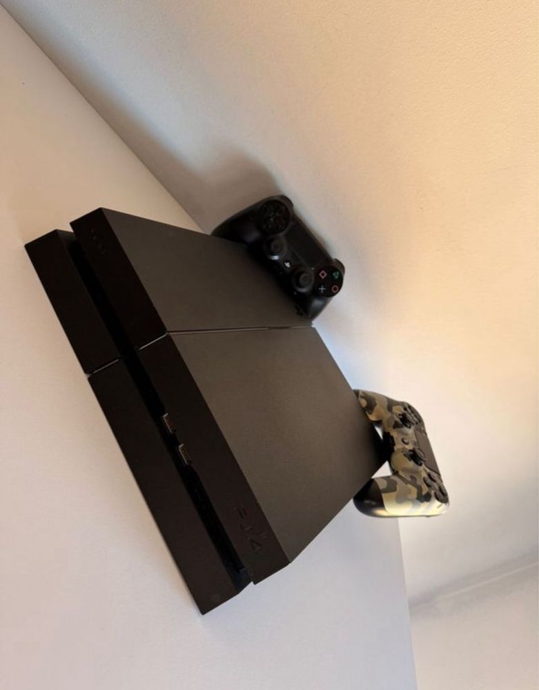 Playstation 4 otimo estado