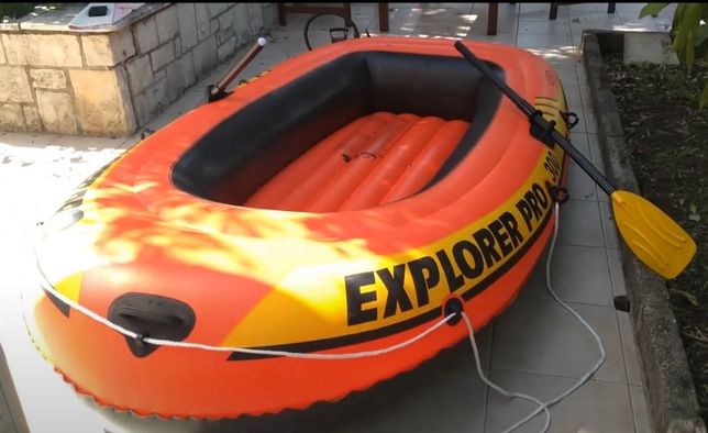 Надувная лодка Intex Explorer Pro 300 58358