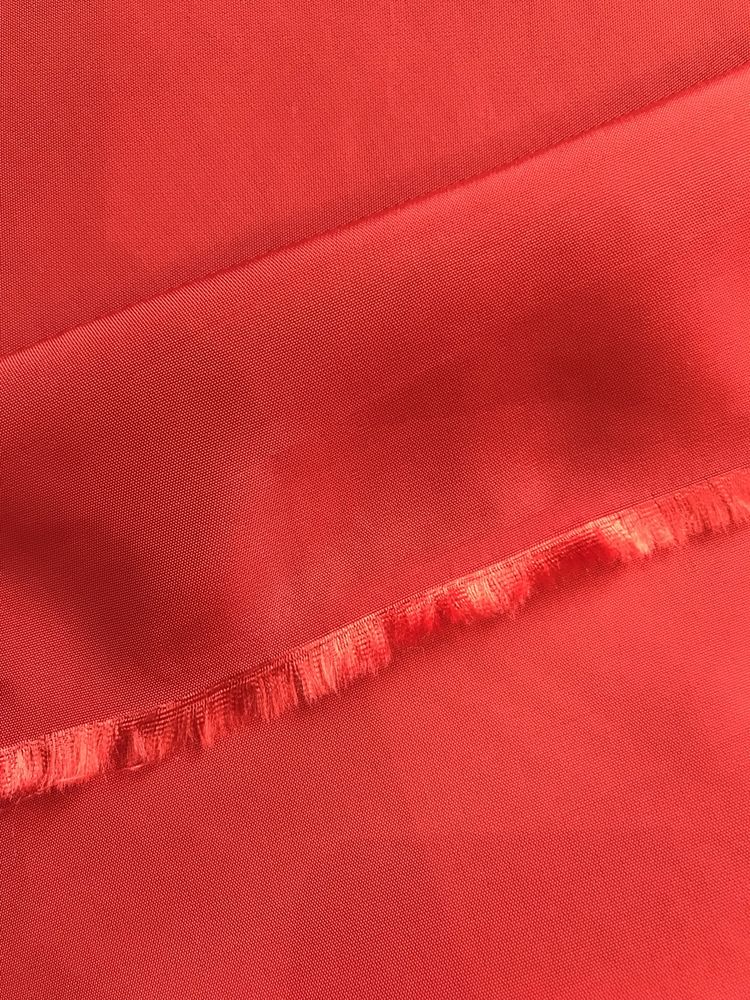 Obrus czerwony materiał nowy