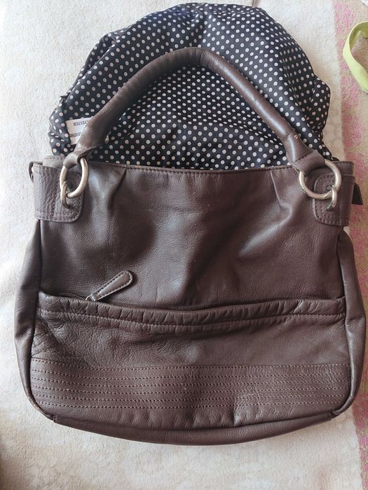 Mala castanha em pele