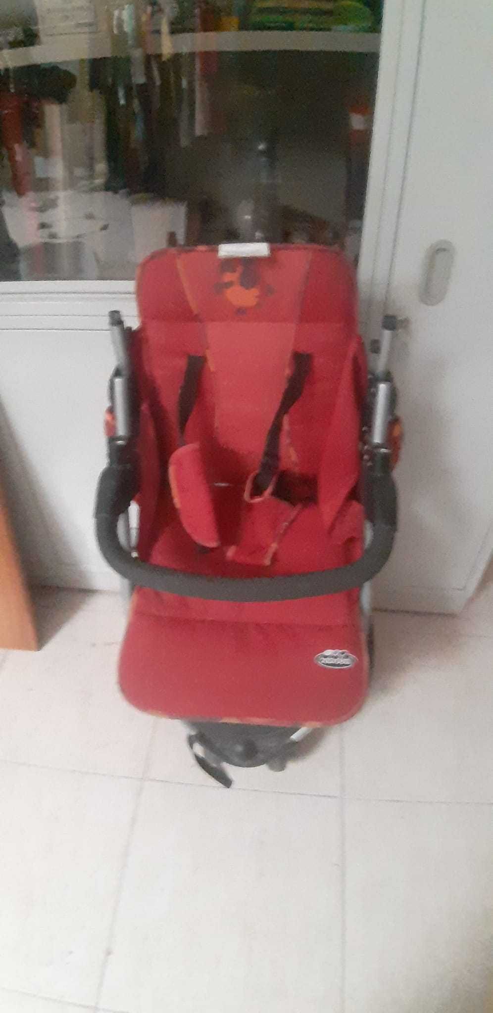 Carrinho de bebé como novo