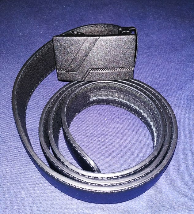 Ремень мужской кожаный, с автоматической пряжкой