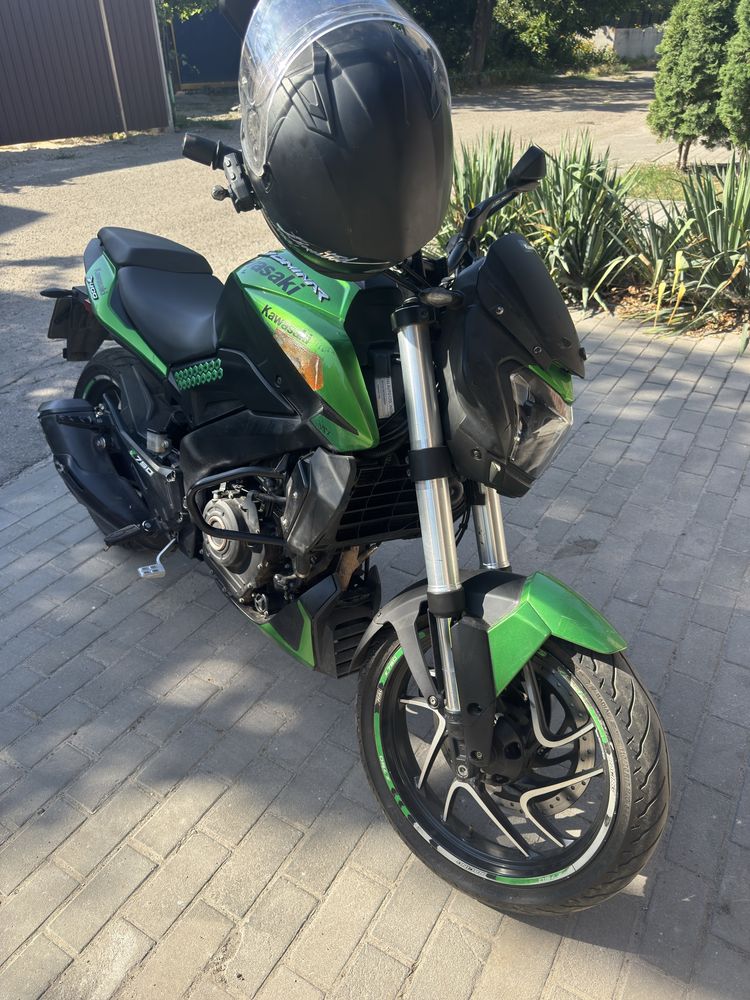 bajaj dominar, abs