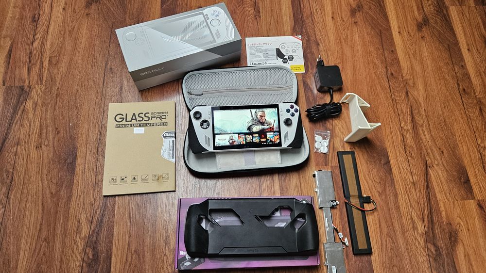 Duży zestaw konsola komputer Asus Rog Ally Z1 Extreme  bateria  76Wh