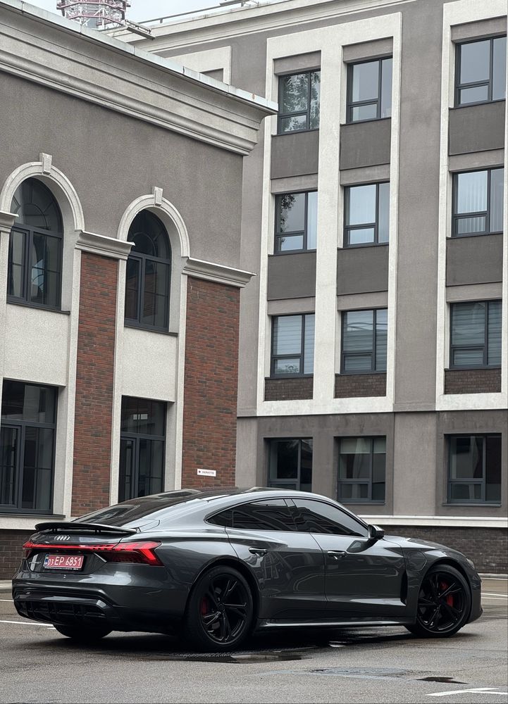 Продам Audi E-Tron Gt 2022