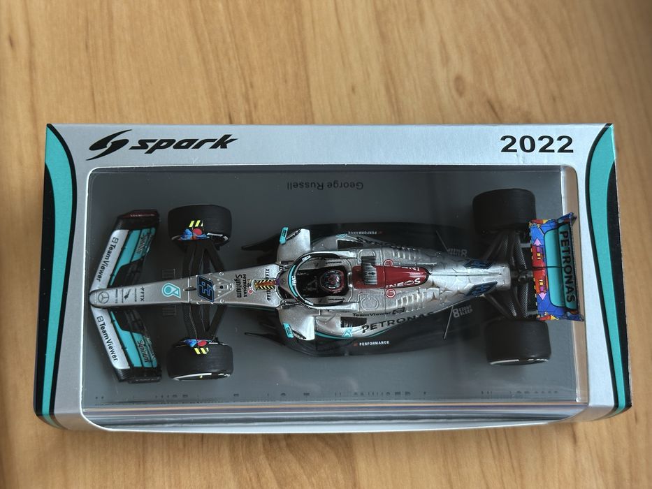 1:43 F1 Mercedes AMG Petronas W13 George Russell 2022 Spark