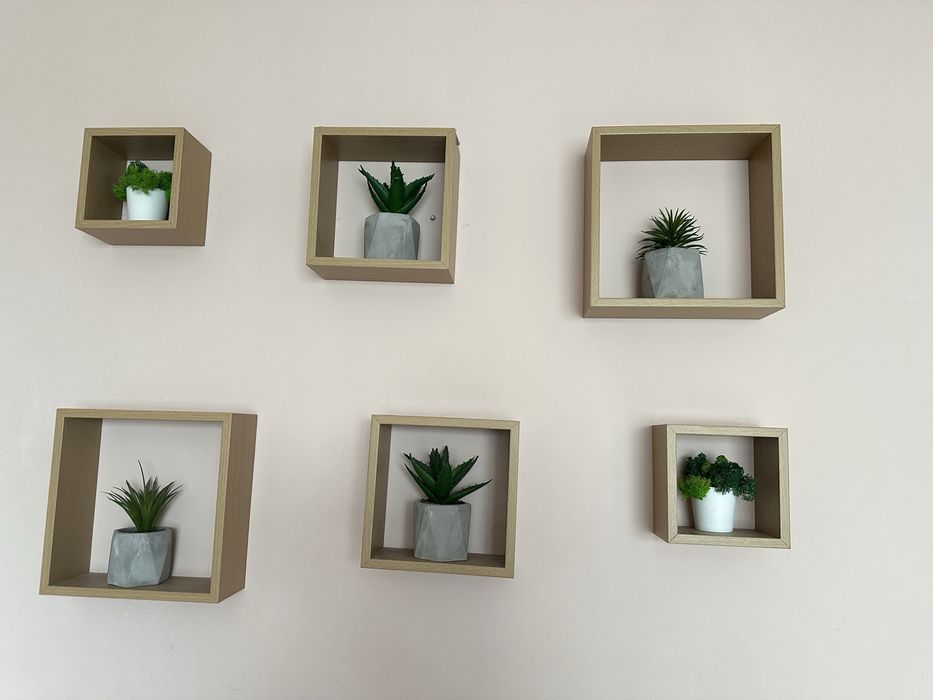 Декоративні полички на стіну