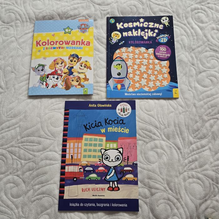 Kolorowanki zestaw Kicia Kocia kosmiczne naklejki psi patrol