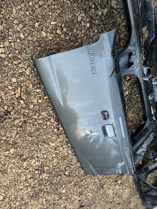 Mitsubishi l200 zderzak tyl