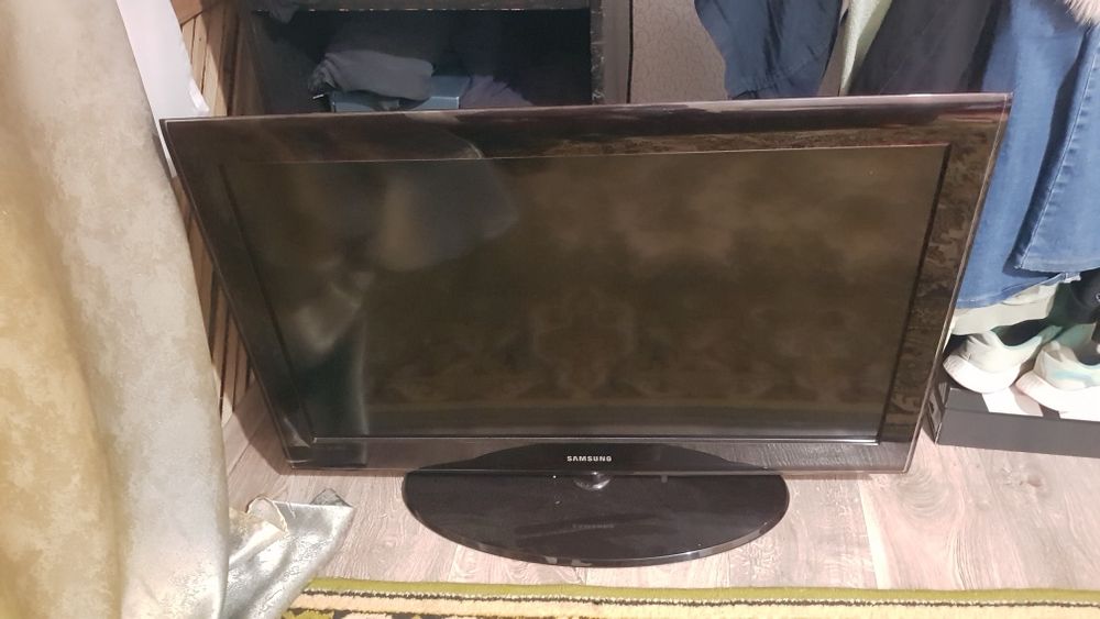 Телевизор Samsung 37А615, бу.
