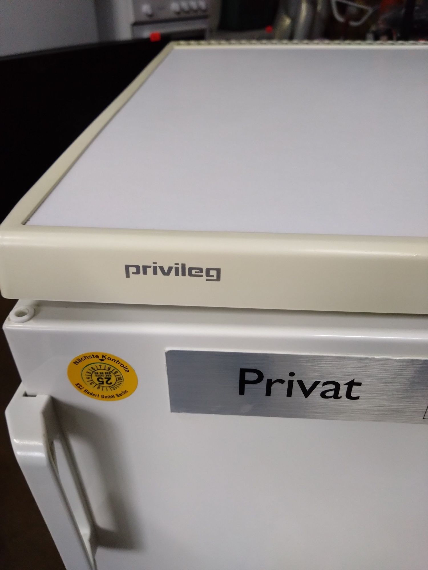 Priyiling lodówka zamrażarka wysokość 85 cm