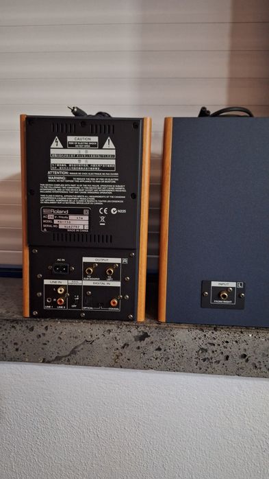 Monitores estúdio Edirol  MA 15D