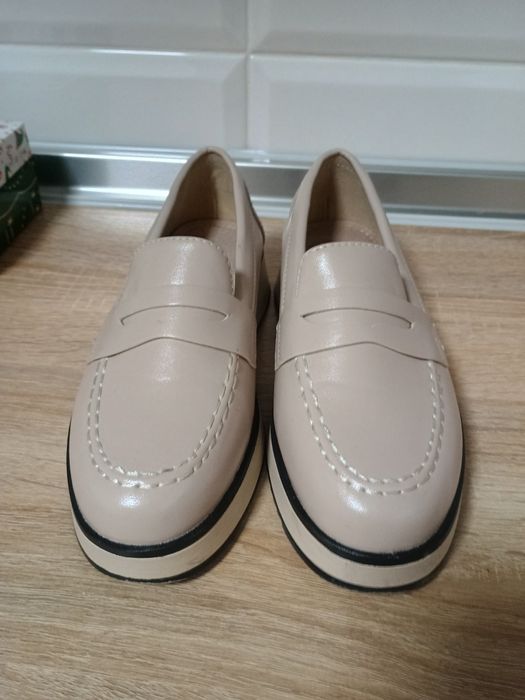 Лоферы одевались один раз 32 раз. 400грн.