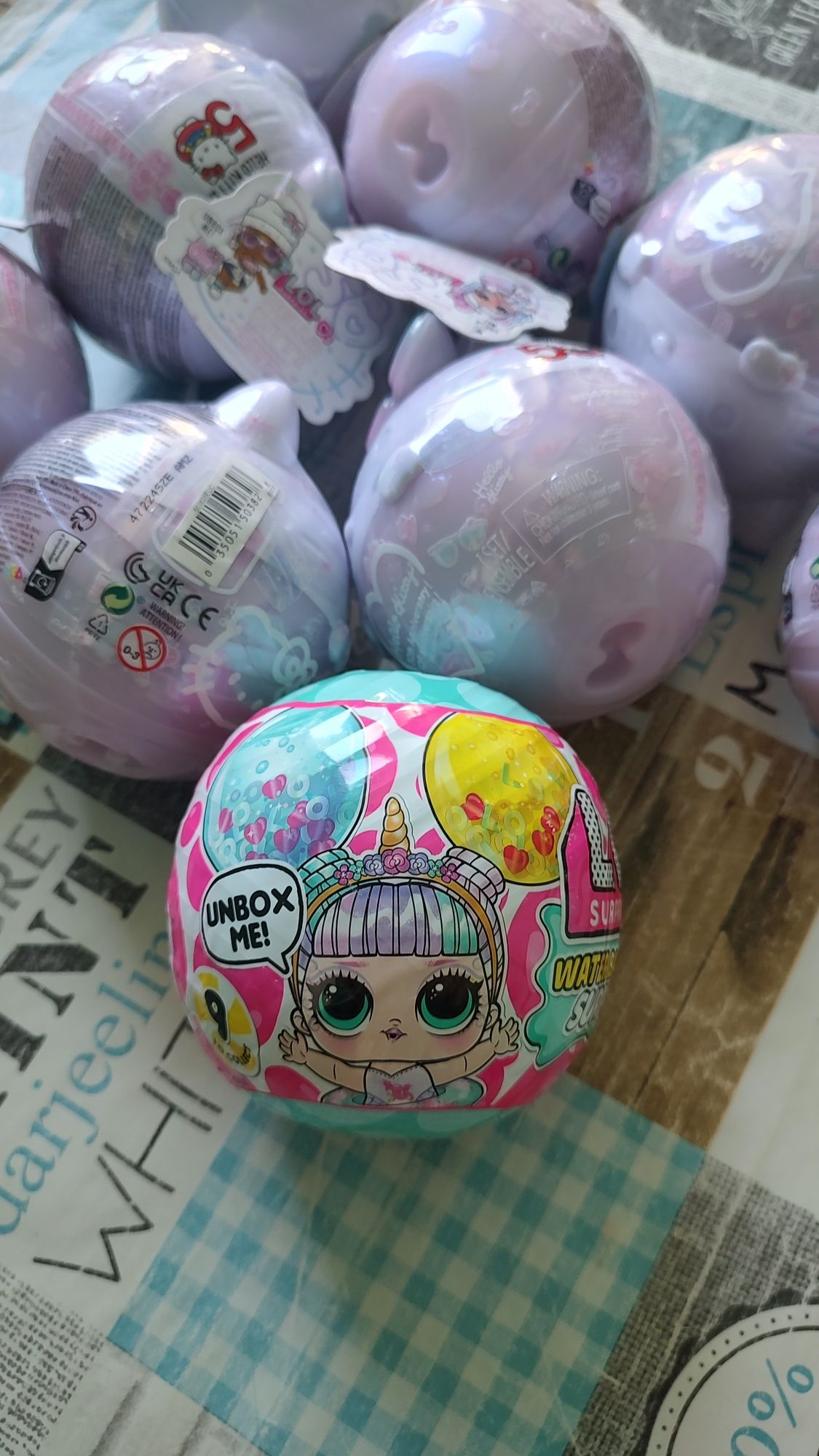 Оригінал Lol Surprise  Tots HELLO KITTY- Miss Pearly та Crystal Cutie
