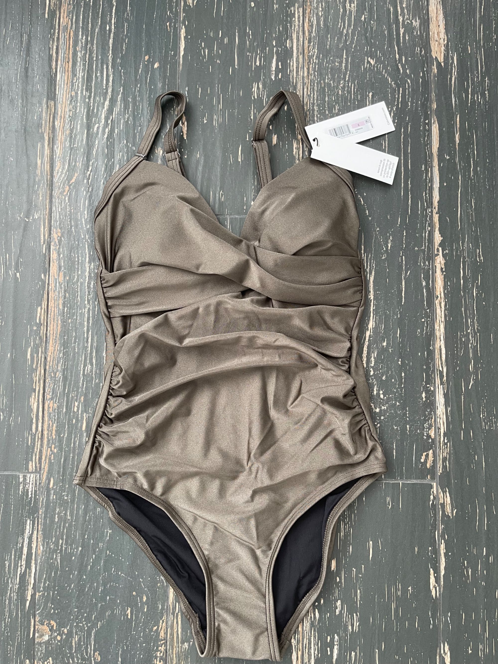 Calvin Klein купальник слитный р М-S (6 США) черного цвета