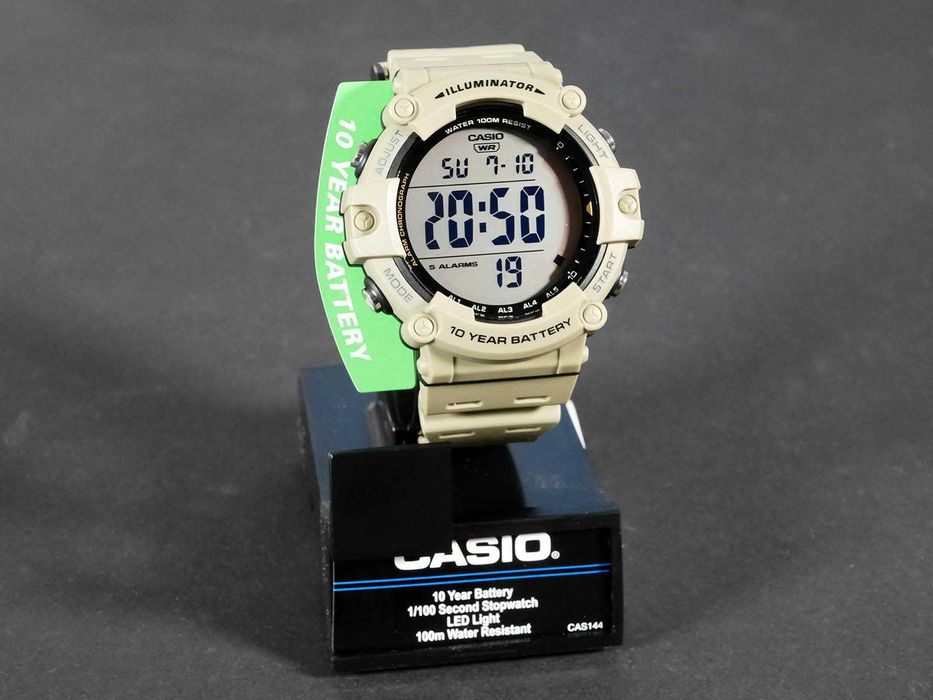 Casio AE-1500WH-5AV Ø51мм. 10 лет батарейка. Новые.
