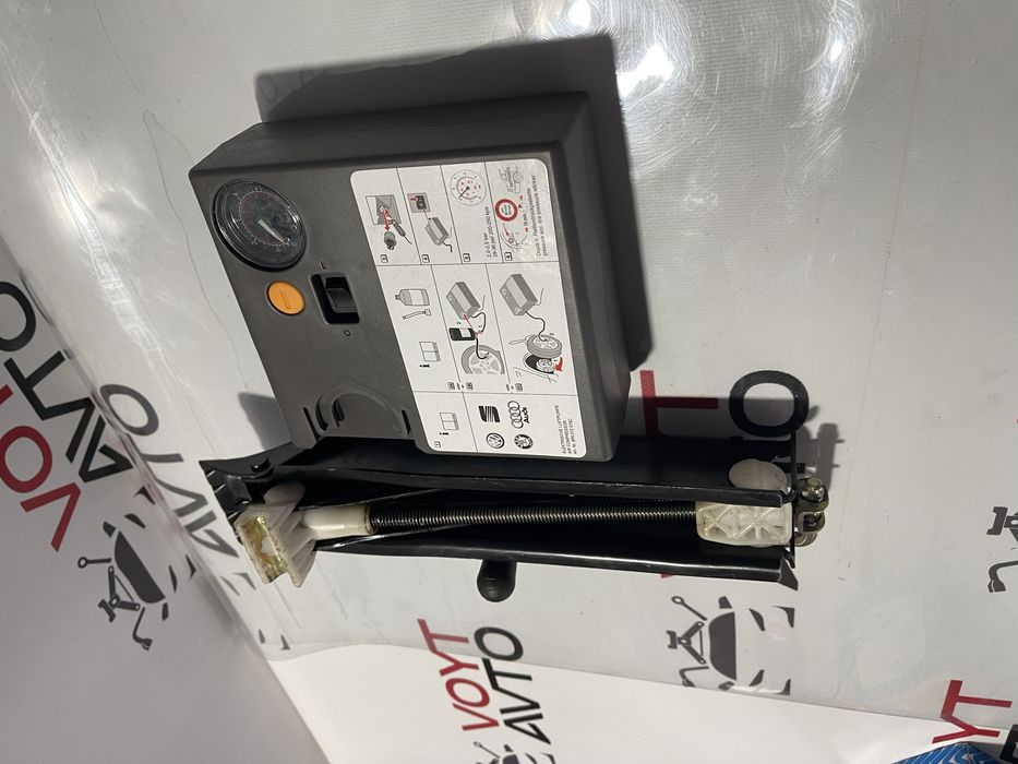 Домкрат Автокомпресор Seat Vw Audi Golf Polo Altea Passat Tiguan