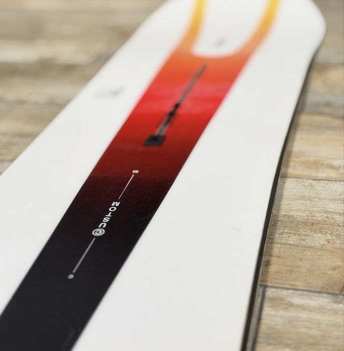 Burton Custom Camber 162 cm – model 2024 – stan idealny