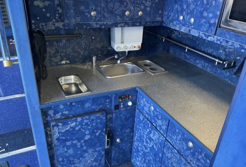 Neoplan 14 łóżek, sofa, kuchnia,lazienka