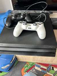 Konsola Sony PS4 Pro 1TB z dwoma padami