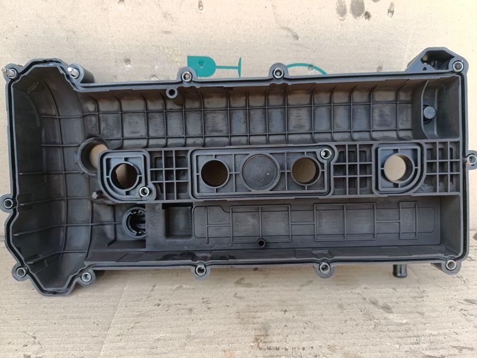 Кришка клапанів 2.0 Benzin Mazda 6 3 5 Volvo