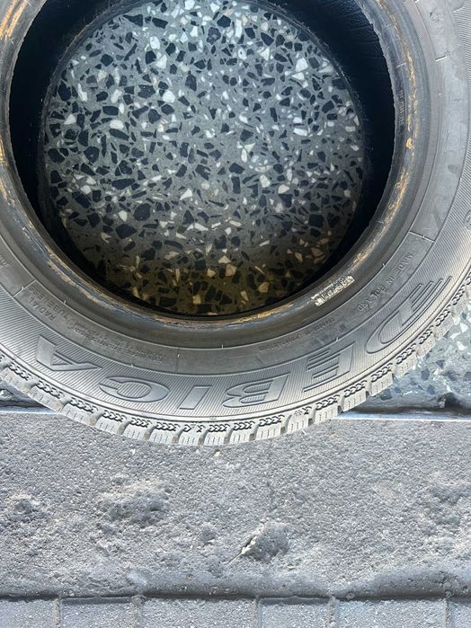155/70r13 dębica opony zimowe 2 szt bieznik 6,5mm jak nowe 2017r